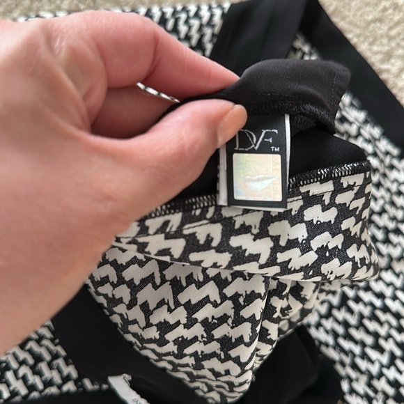 Diane Von Furstenberg Coraline Black White Patterned Pull On Silk Pants Womens 2 - Picture 13 of 13